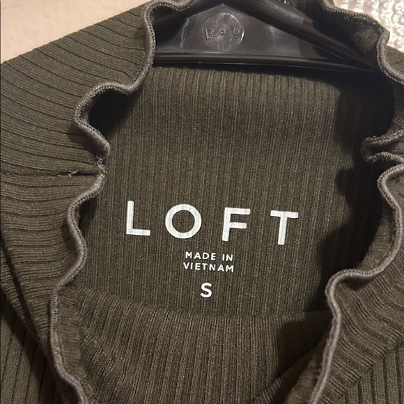 LOFT Olive Ribbed Ruffle Crewneck - Picture 2 of 7
